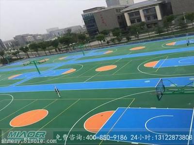 EPDM顆粒球場(chǎng)塑膠面層施工 專業(yè)承接總公司工程建設(shè)業(yè)務(wù)